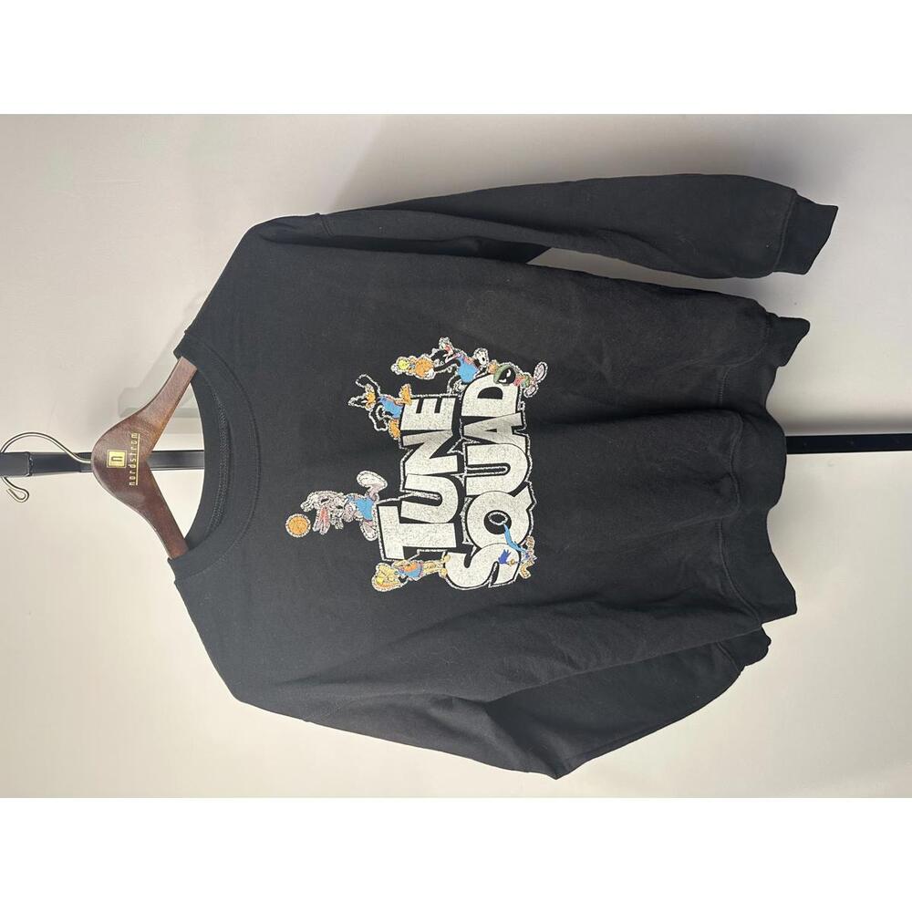 Preowned Black Tune Squad Womens Sweatshirt (Medium)